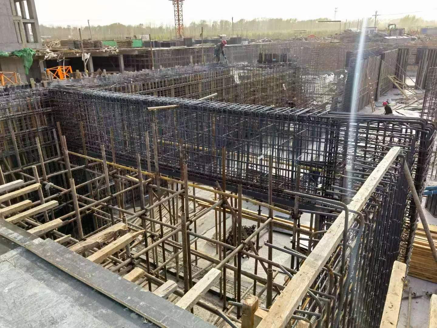 三原建筑基础筏板施工时混凝土有哪些常见问题?